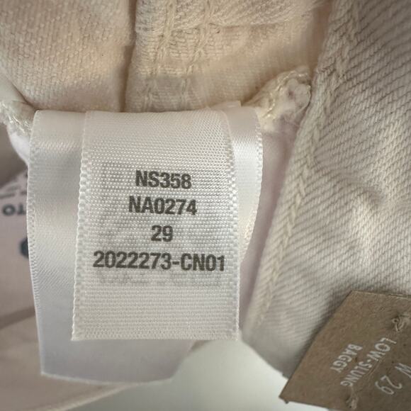 Madewell Low Slung Baggy Jeans - Picture 15 of 15